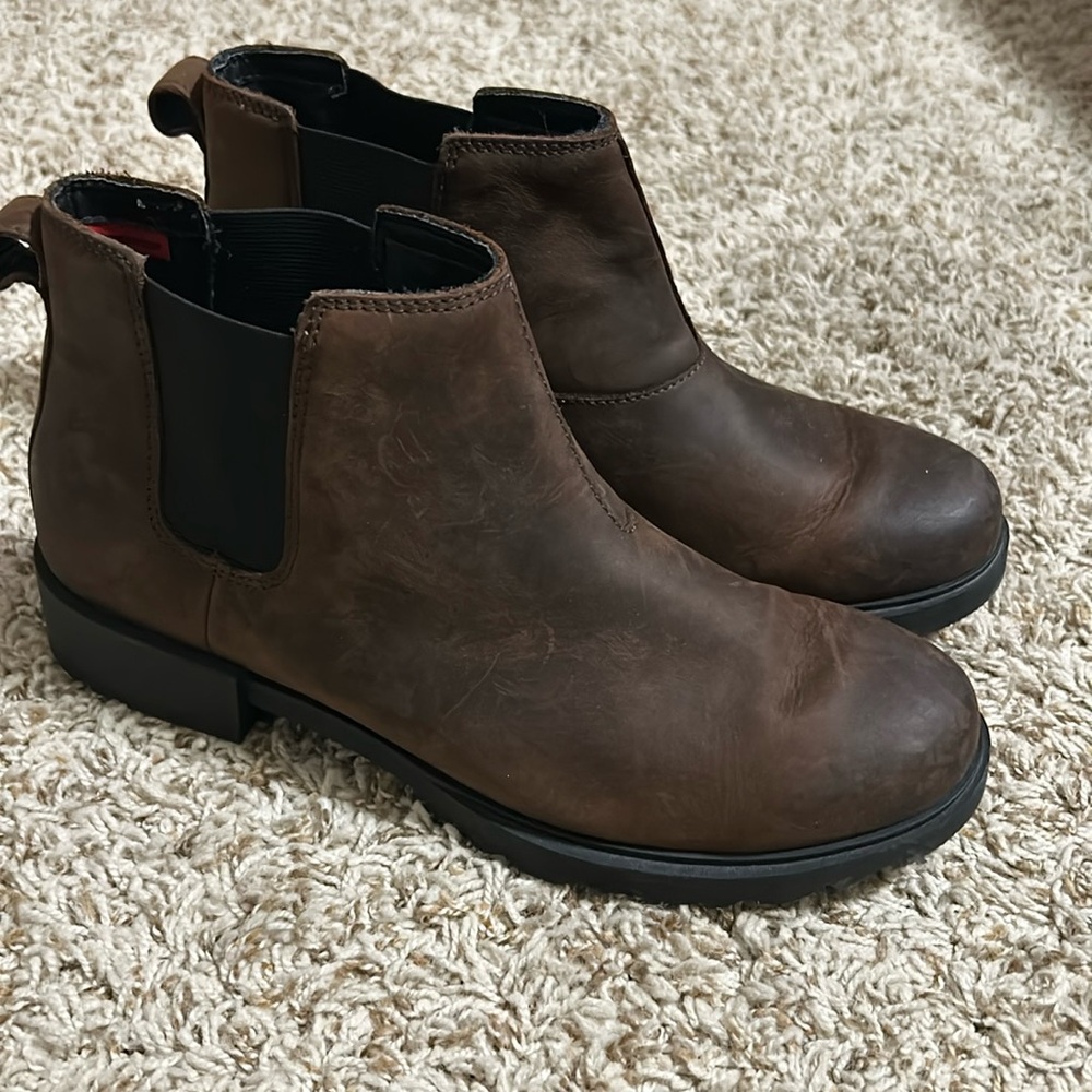 Sorel waterproof Chelsea boot